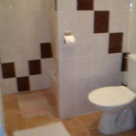 Chalupa Tourov Guest house *